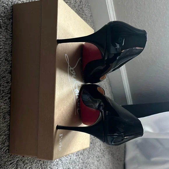 Christian Louboutin Black Patent Leather Pumps (Pigalle Follies 85) - Picture 3 of 5